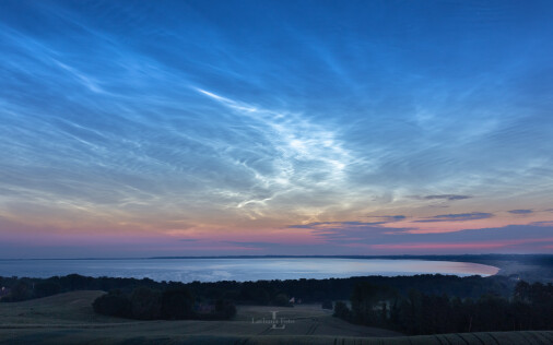 180619 Store lysende natskyer over Udsigten, Høve