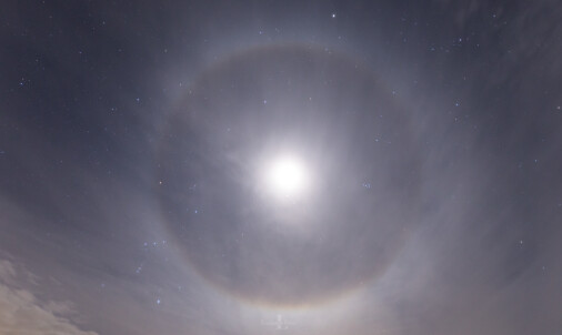 månehalo fra haven 020320