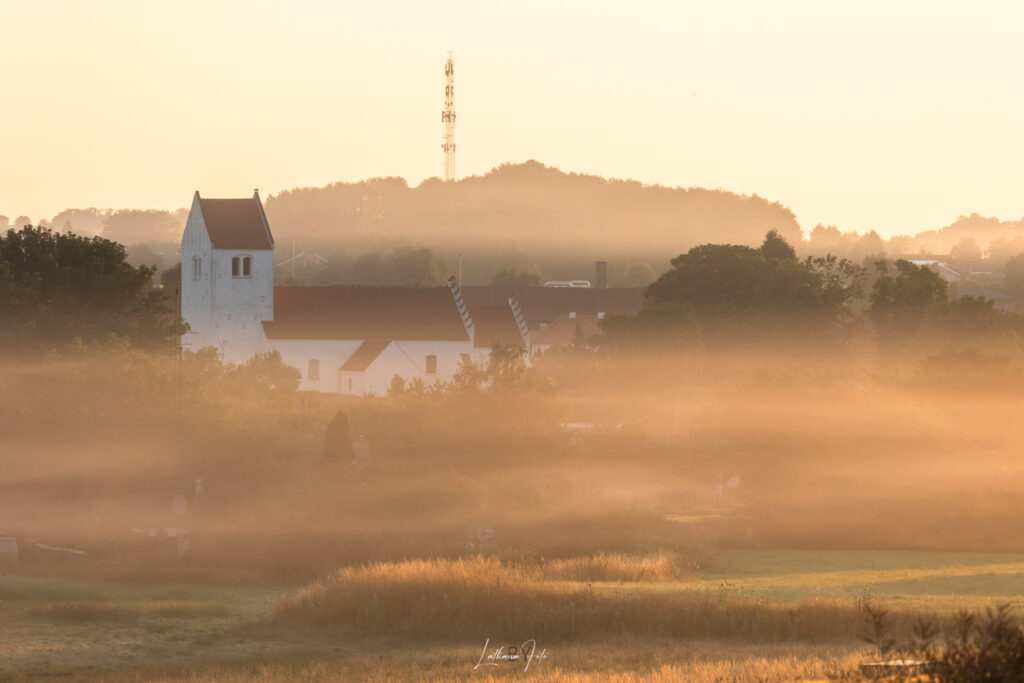 Asnæs kirke 190725 k9a-8987