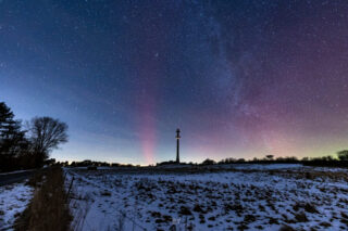 Øltårnet med en SAR arc og nordlys